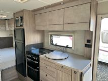 2024 ELDDIS AVANTE 840 4.jpg